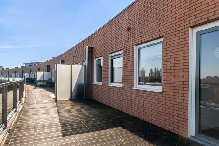 Photo 17 of Korte Parallelweg 79