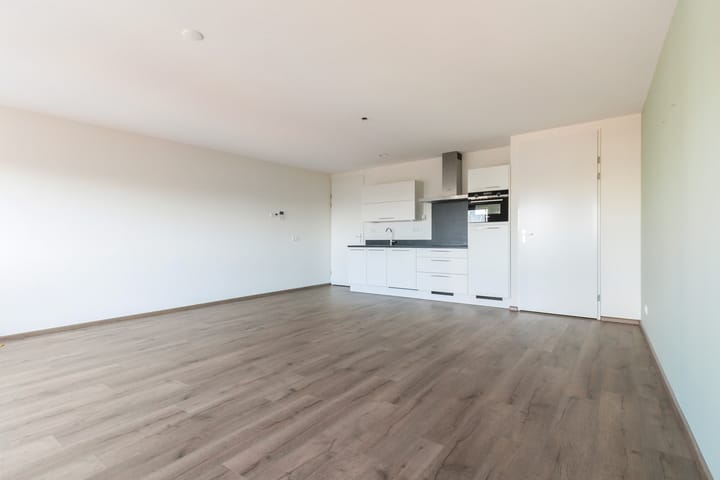 Photo 10 of Korte Parallelweg 79