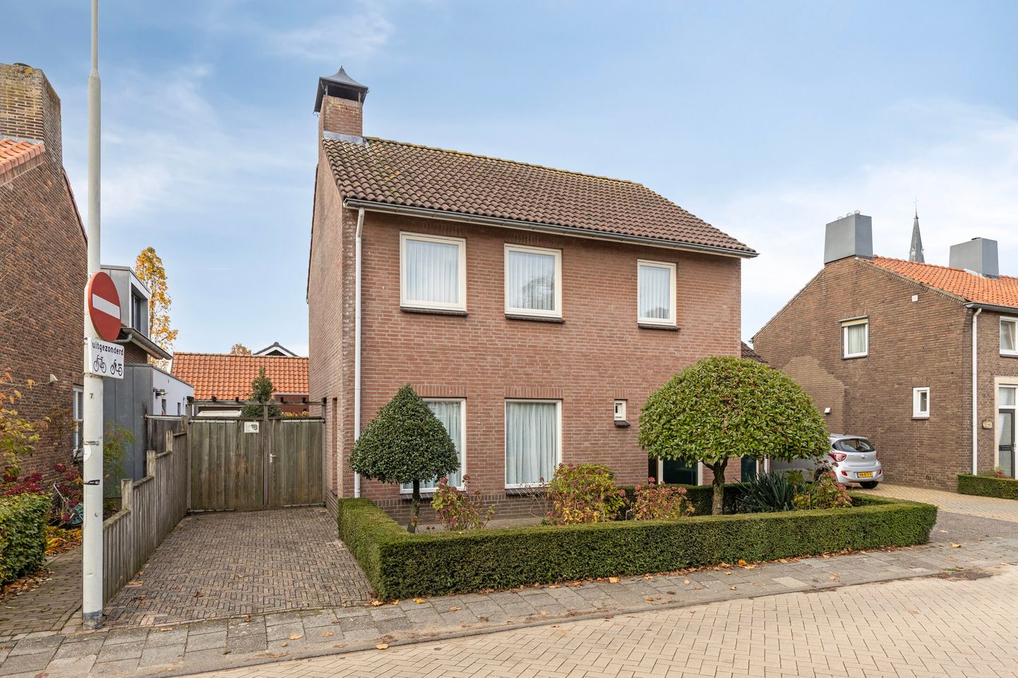 Photo 29 of Pastoor van Akenstraat 9-B