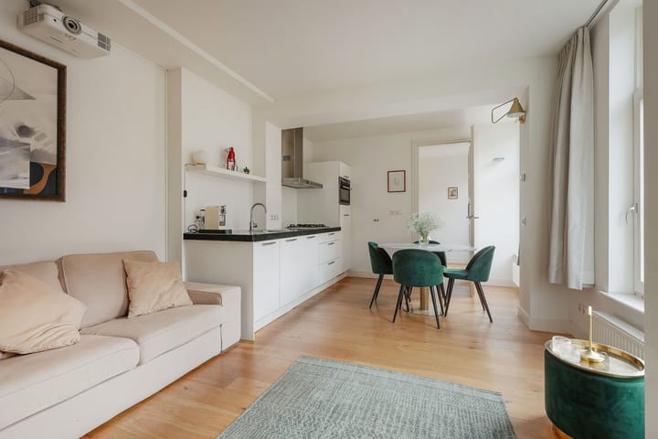 Foto 4 van Albert Cuypstraat 39-B