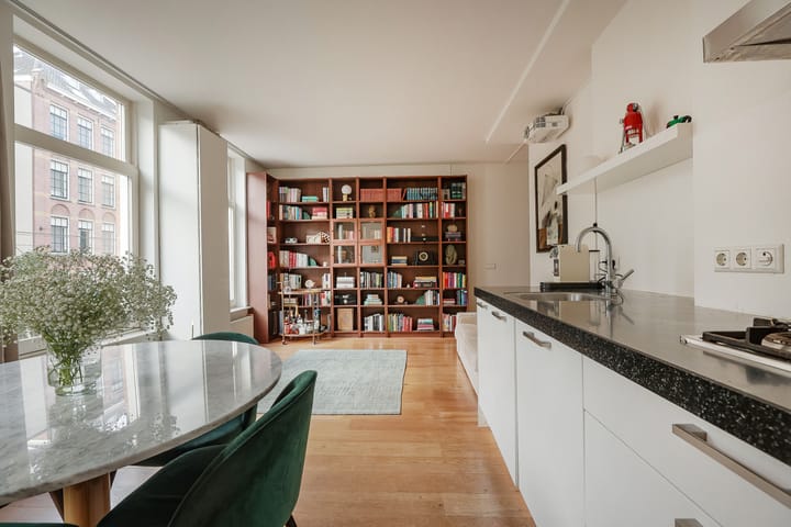 Foto 8 van Albert Cuypstraat 39-B