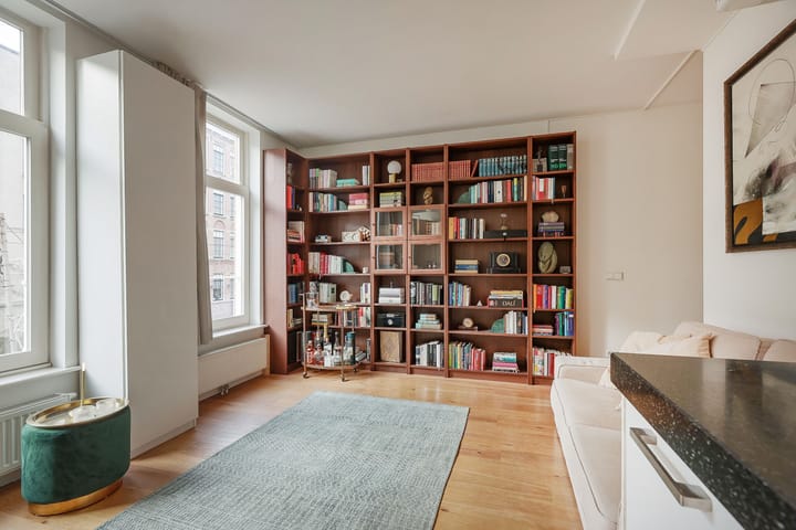 Foto 9 van Albert Cuypstraat 39-B