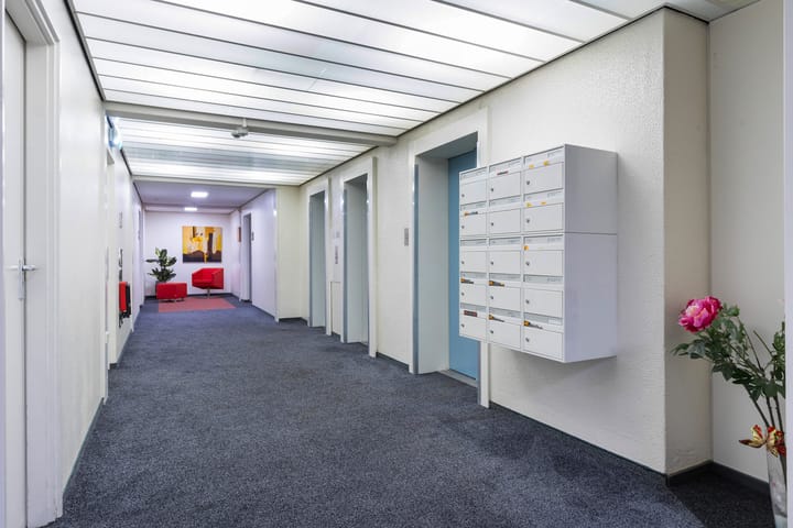 Photo 19 of Loolaan 27-105