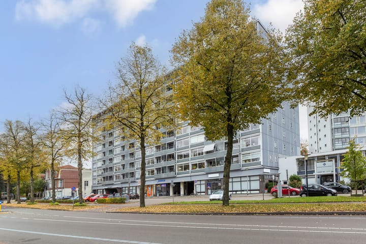 Photo 26 of Loolaan 27-105