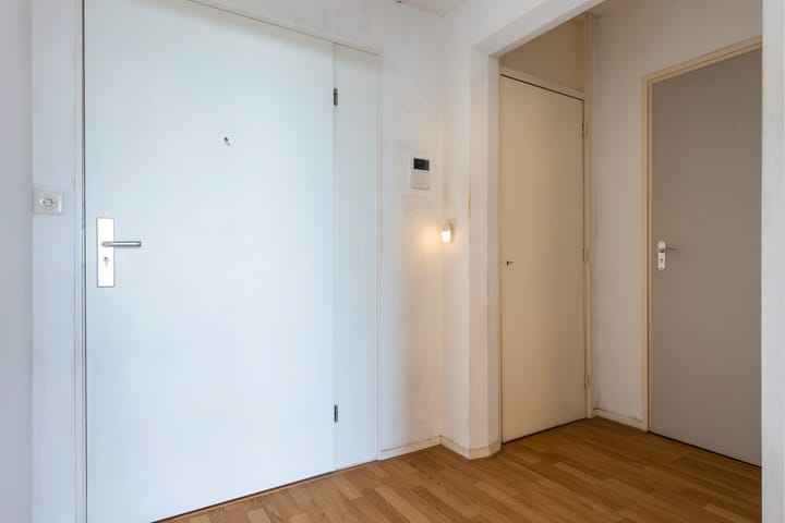 Photo 18 of Loolaan 27-105