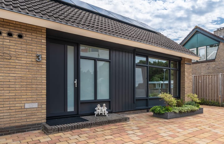 Photo 13 of Johan Willem Frisolaan 3