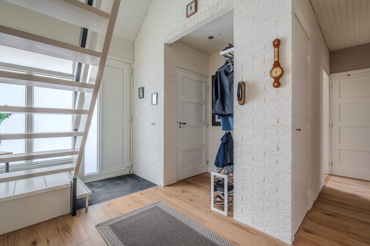 Photo 17 of Johan Willem Frisolaan 3