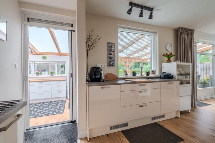 Photo 28 of Johan Willem Frisolaan 3