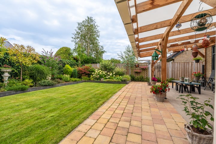 Photo 37 of Johan Willem Frisolaan 3