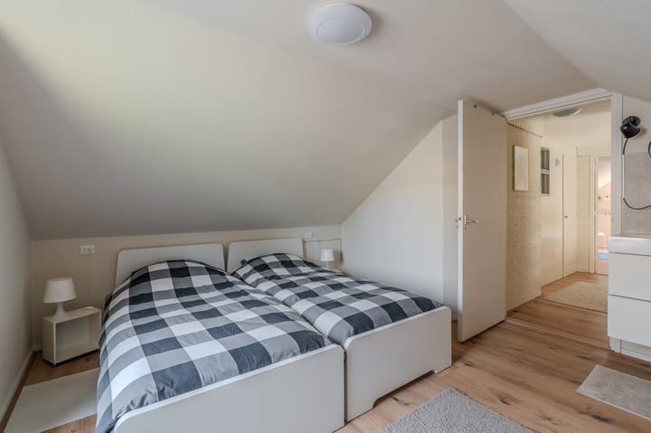 Photo 54 of Johan Willem Frisolaan 3