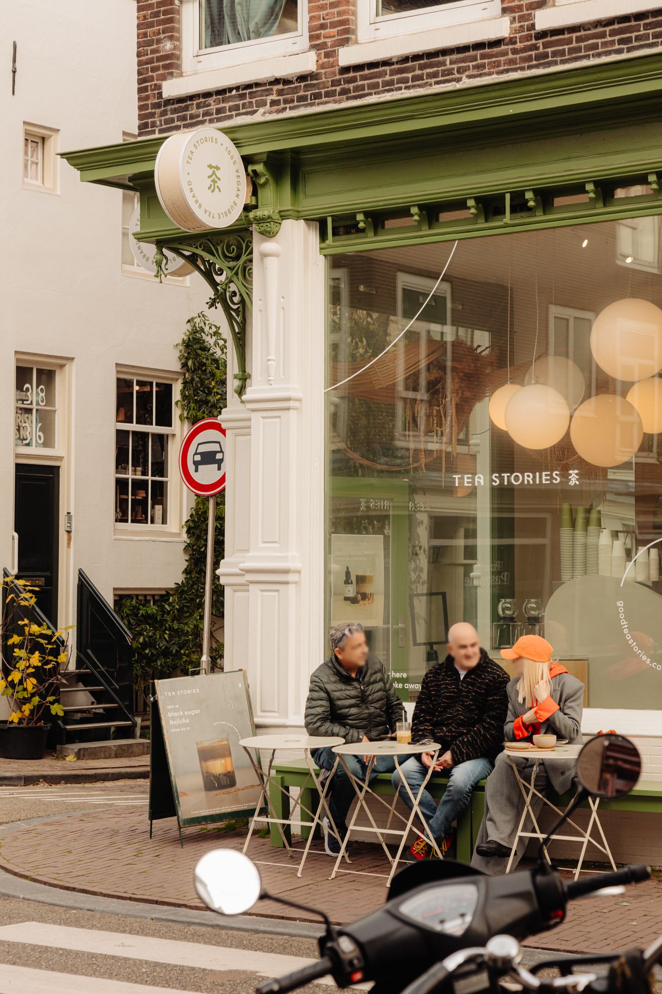 Foto 24 van Haarlemmerplein 23-3