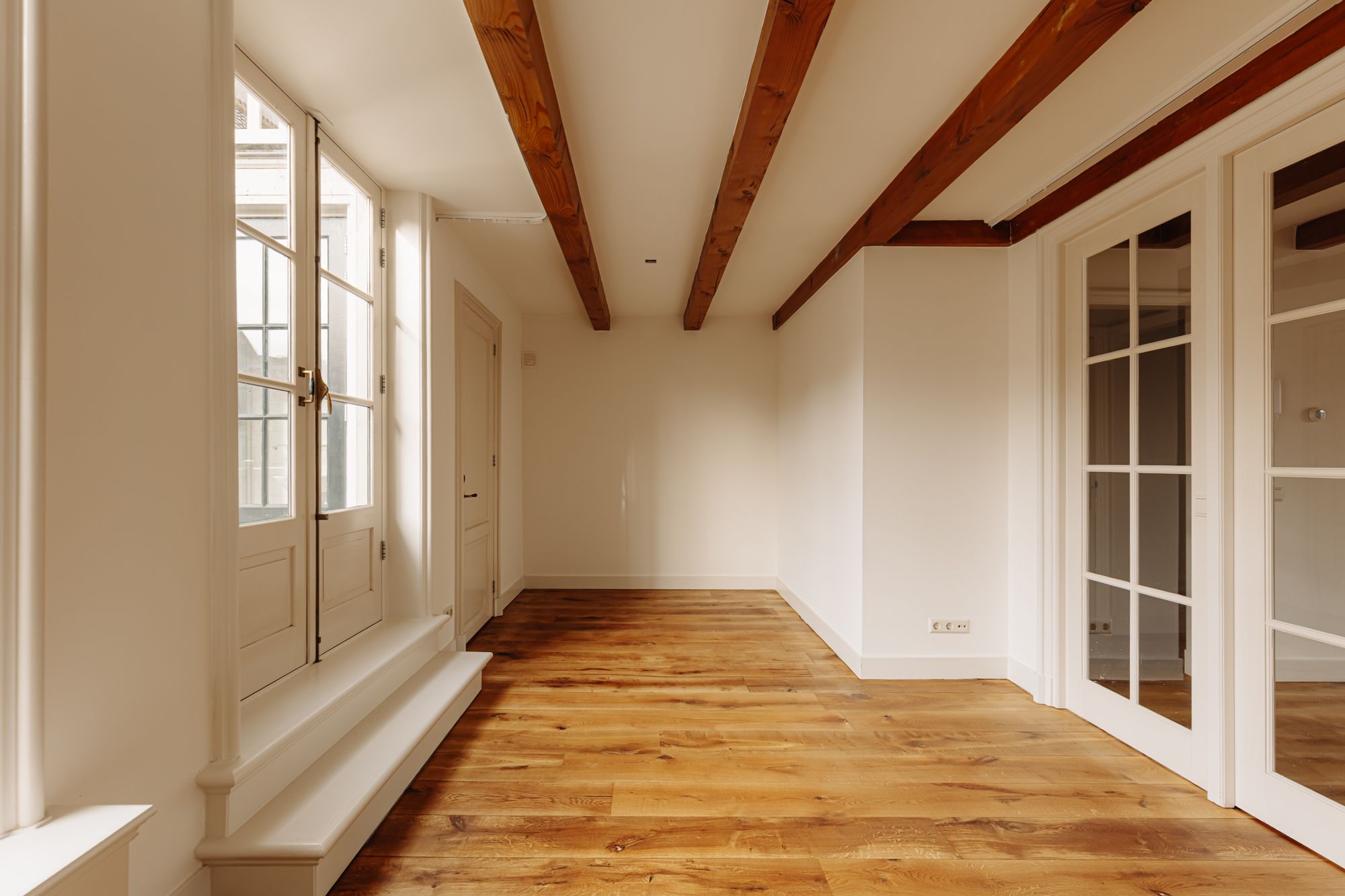 Foto 15 van Haarlemmerplein 23-1