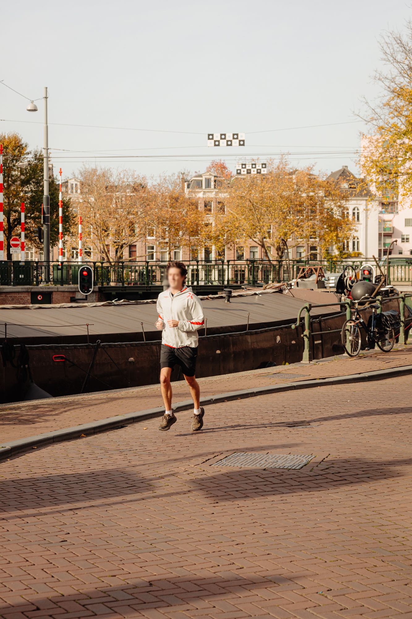 Foto 25 van Haarlemmerplein 23-1