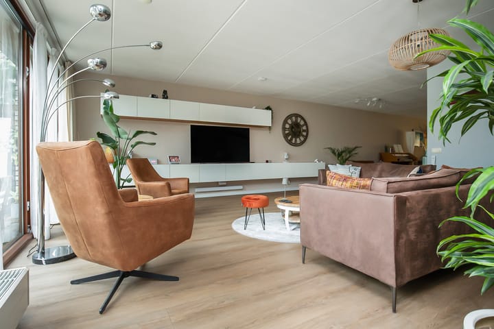 Foto 11 van Brandaris 60