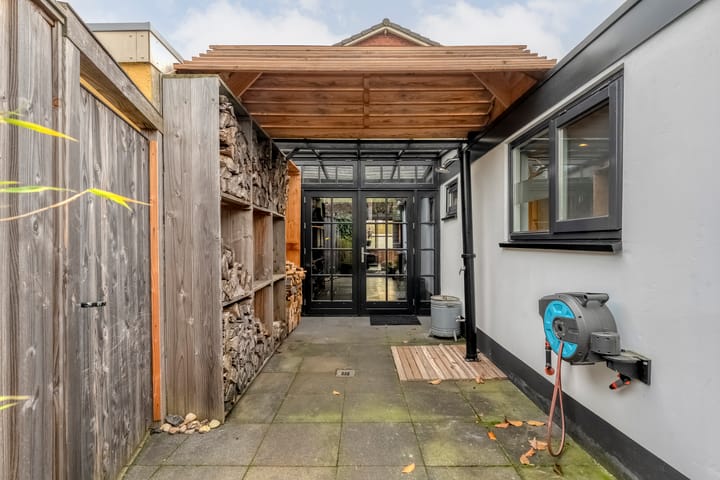 Foto 25 van Schipholtstraat 130