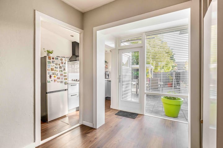 Photo 12 of Zuiddijk 9