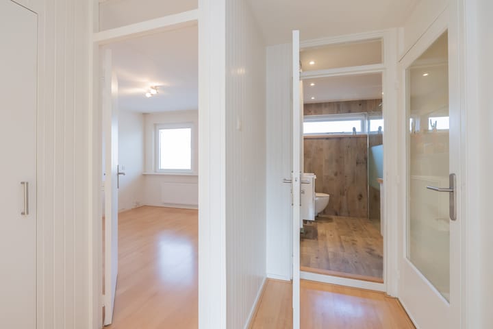 Photo 32 of Kortenaerlaan 27