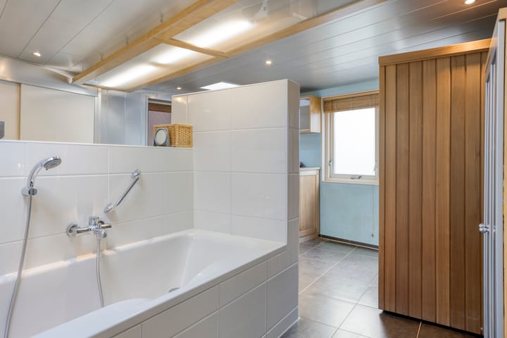 Photo 35 of De Koningshof 14