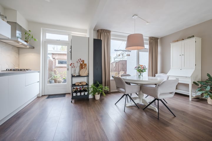 Photo 10 of Alkstraat 18