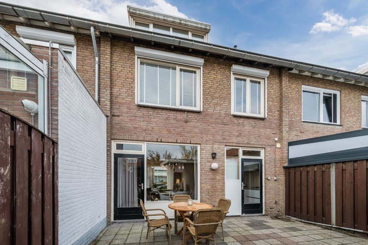 Photo 36 of Alkstraat 18