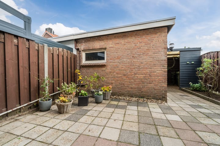 Photo 40 of Alkstraat 18