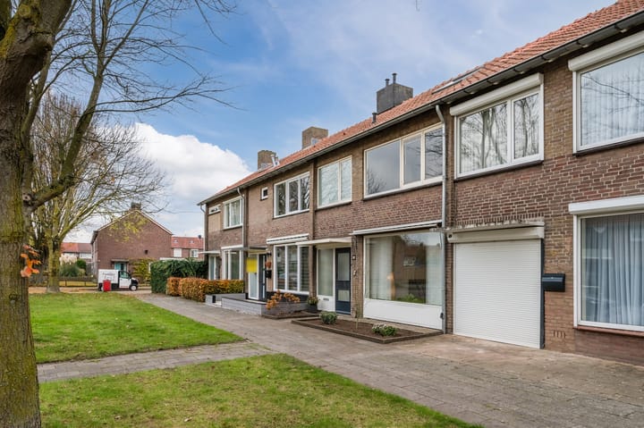 Photo 42 of Alkstraat 18