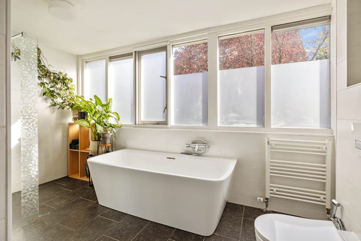 Photo 26 of Veenendaalplein 1