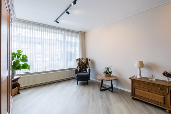 Photo 10 of Laurierstraat 24