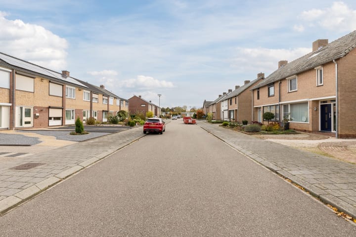 Photo 48 of Laurierstraat 24