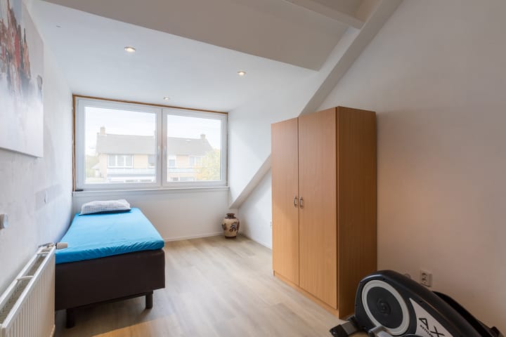 Photo 34 of Laurierstraat 24