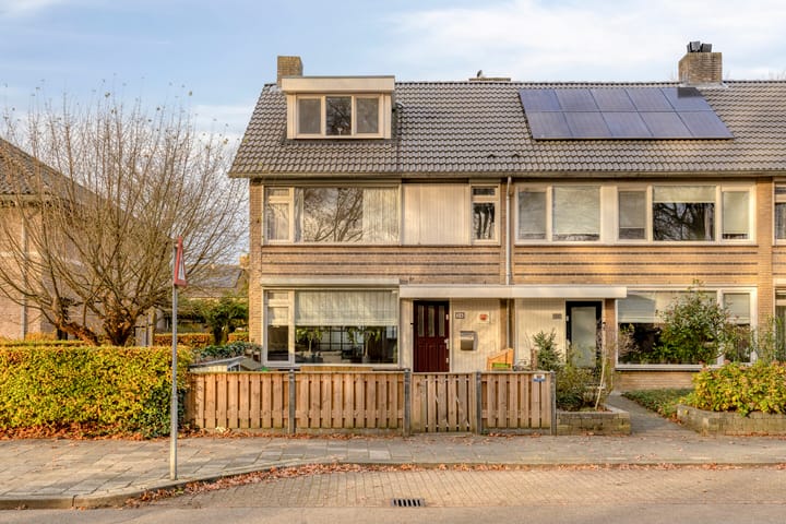 Photo 2 of Refeling 56