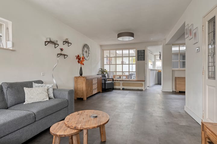 Photo 8 of Refeling 56