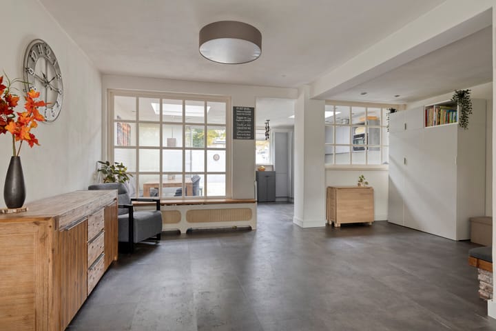 Photo 9 of Refeling 56