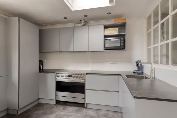 Photo 15 of Refeling 56