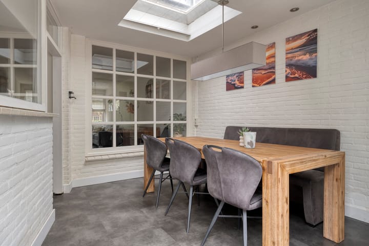 Photo 20 of Refeling 56