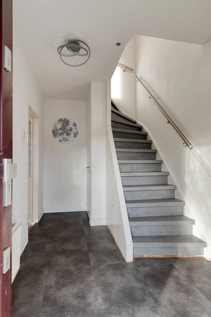 Photo 25 of Refeling 56