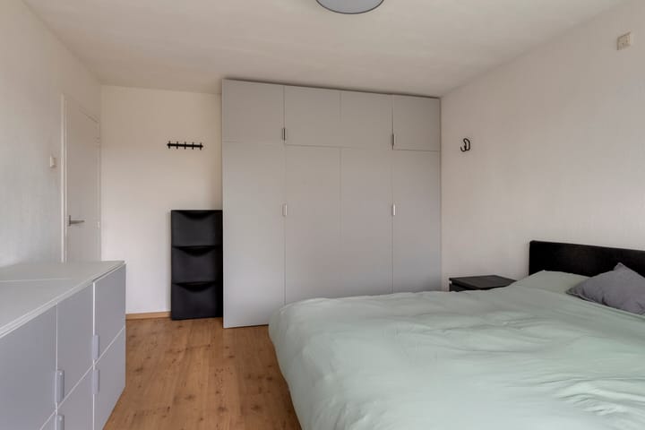 Photo 27 of Refeling 56