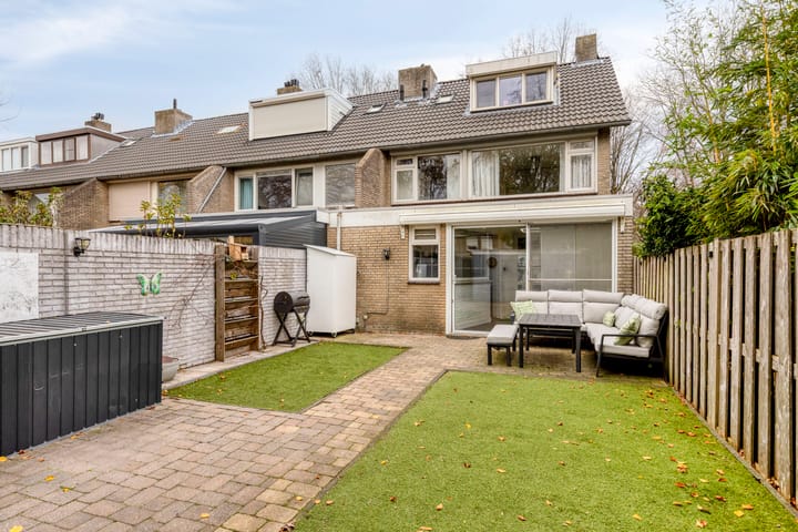 Photo 41 of Refeling 56