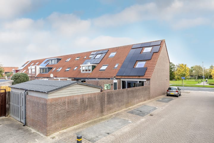 Photo 41 of Achelpad 34