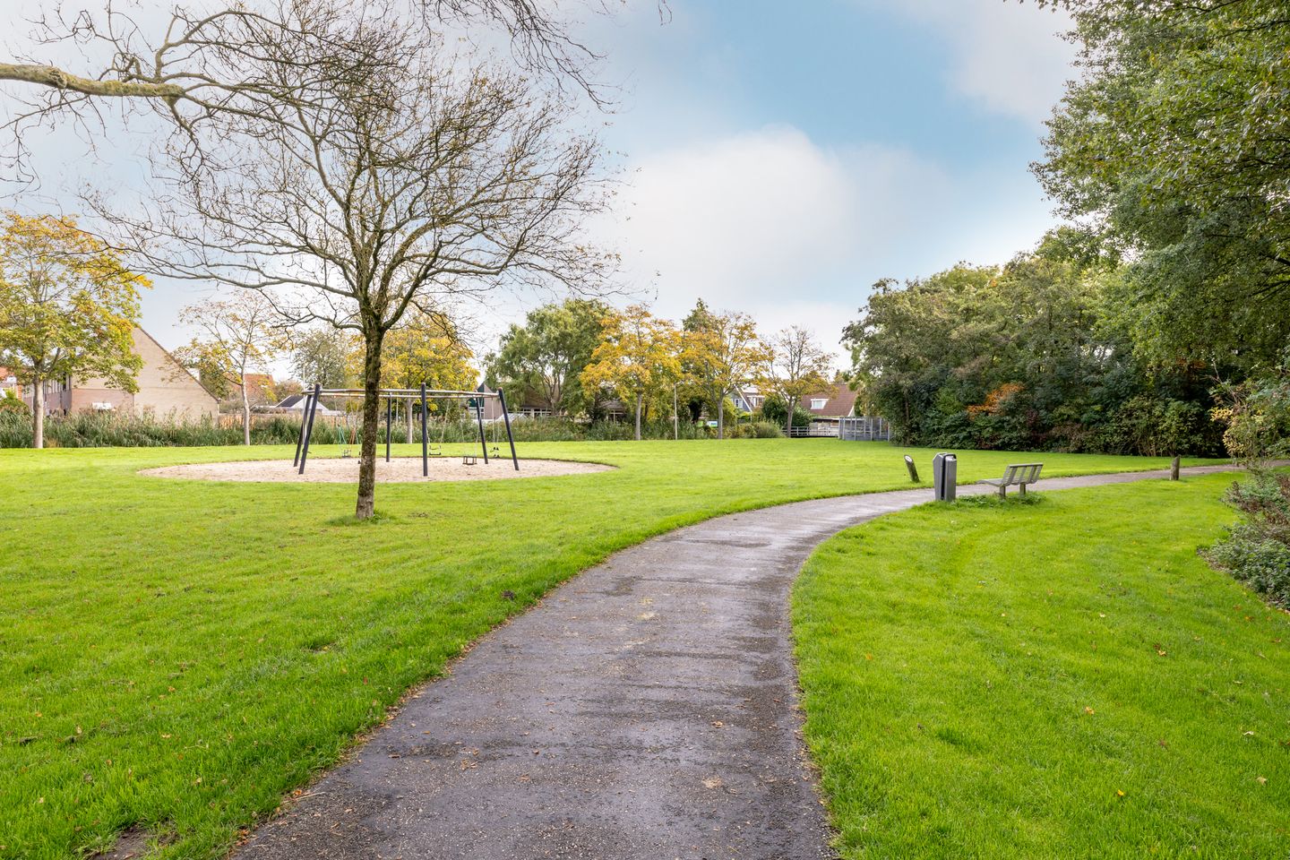 Photo 44 of Achelpad 34