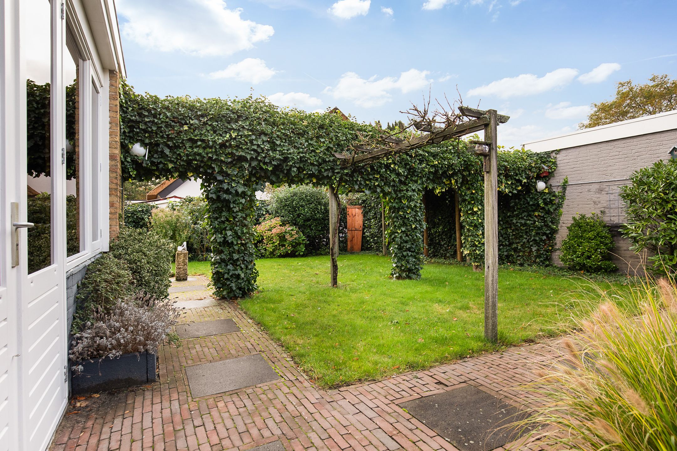 Photo 36 of Oranjelaan 64