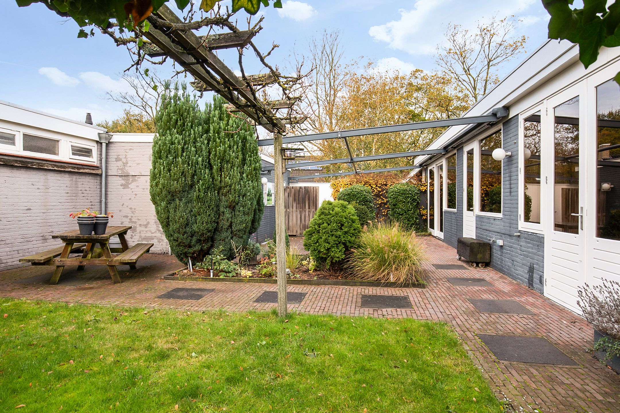 Photo 39 of Oranjelaan 64