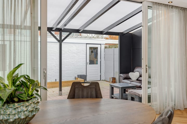 Photo 14 of Albardastraat 37