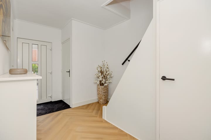 Photo 15 of Albardastraat 37