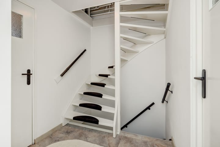 Photo 18 of Albardastraat 37