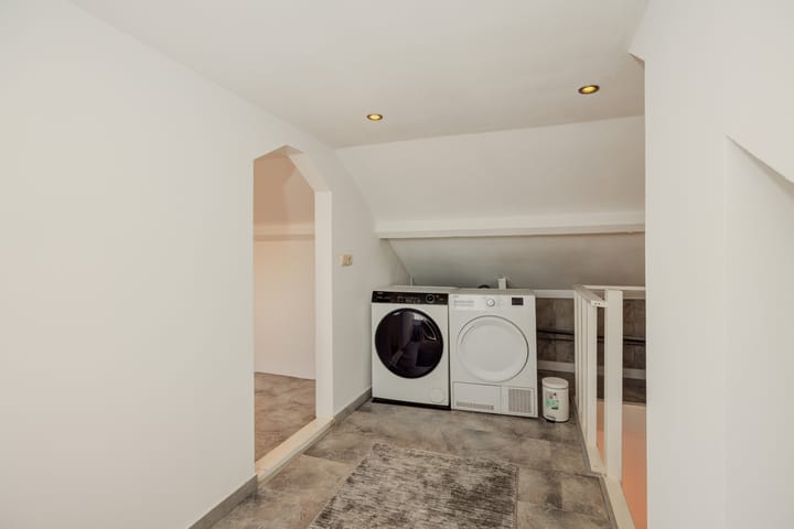 Photo 27 of Albardastraat 37