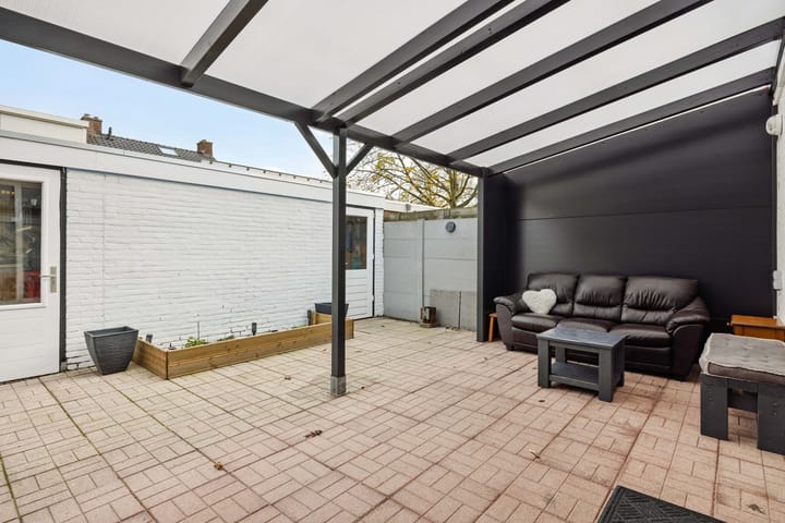 Photo 32 of Albardastraat 37