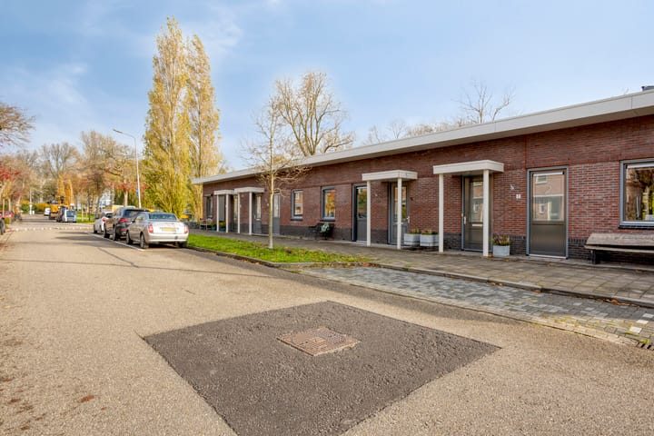 Foto 7 van Mimosaplein 5