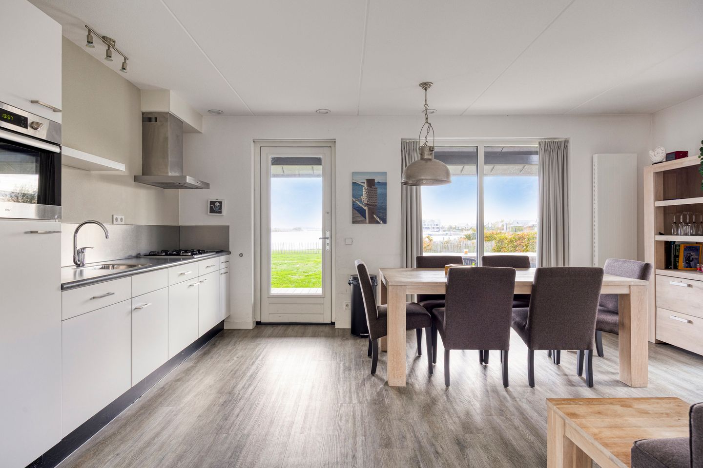 Photo 10 of Oesterdam 77