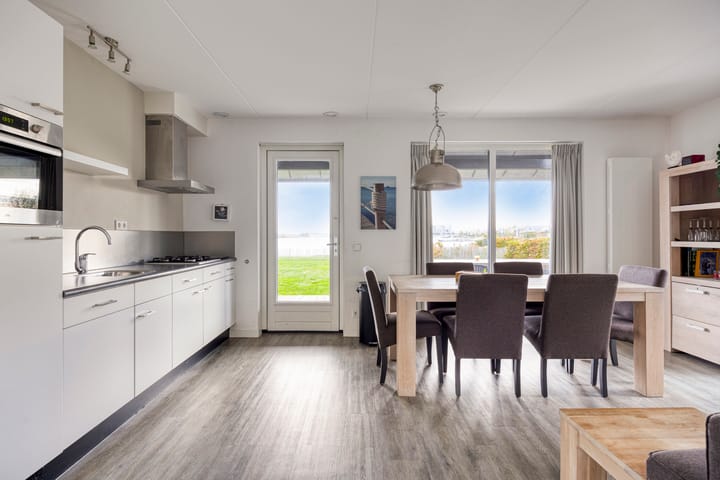 Photo 10 of Oesterdam 77